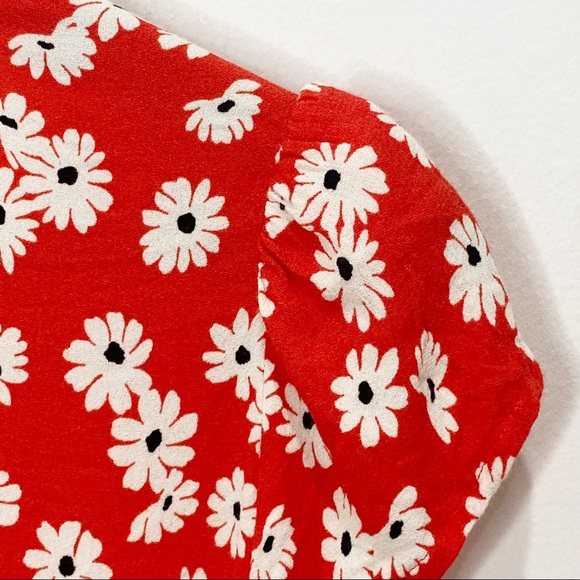 Reformation Bella Oopsie Daisy Red V-Neck Button - Picture 8 of 14
